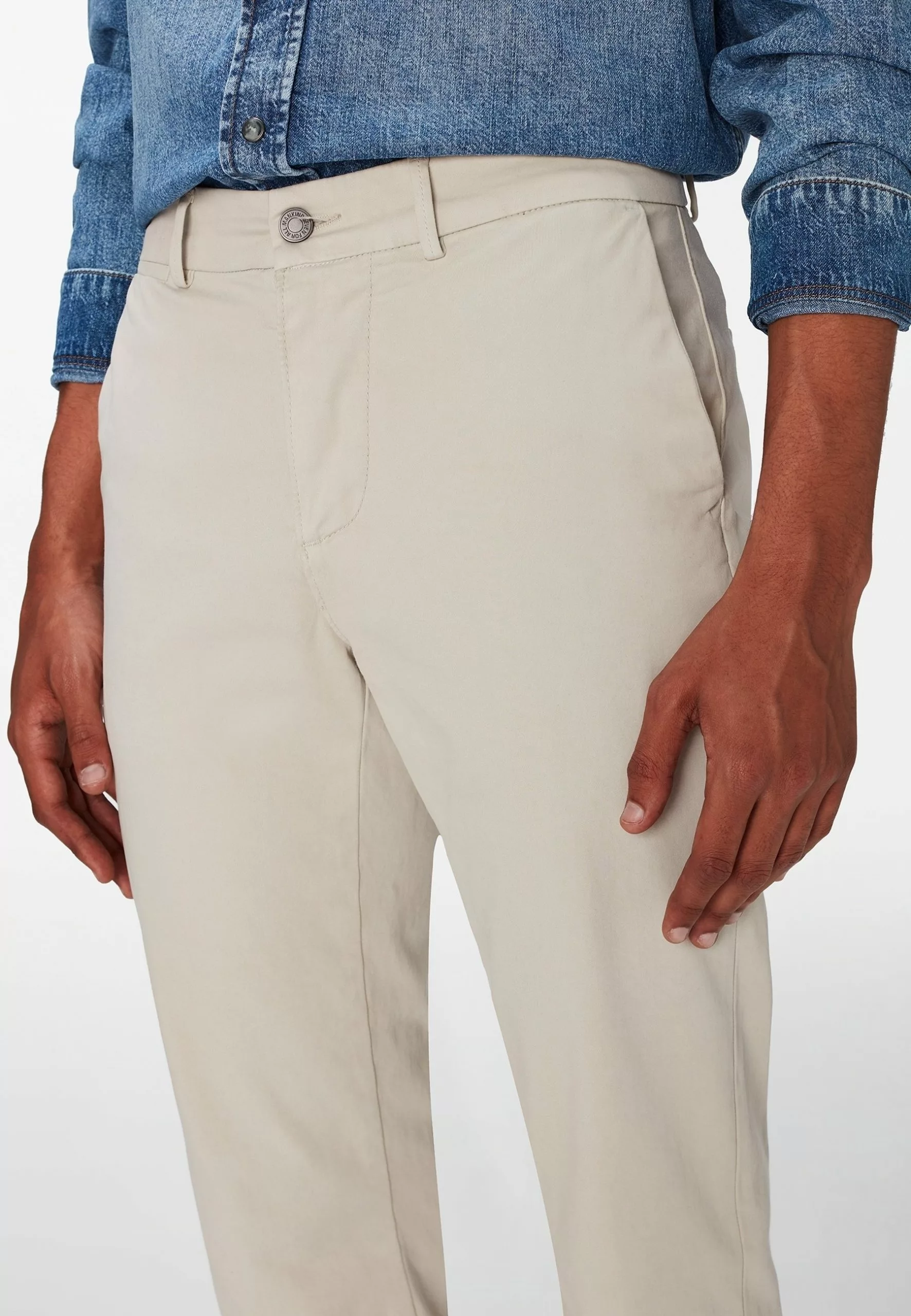 Chino 7 For All Mankind Chino -Hemden Winkel 01097bccf96048b3ab775f977b5bd08f scaled