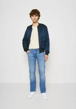 Hemden Winkel -Hemden Winkel 02930c00c47f4736ba9e6d708df8a43b