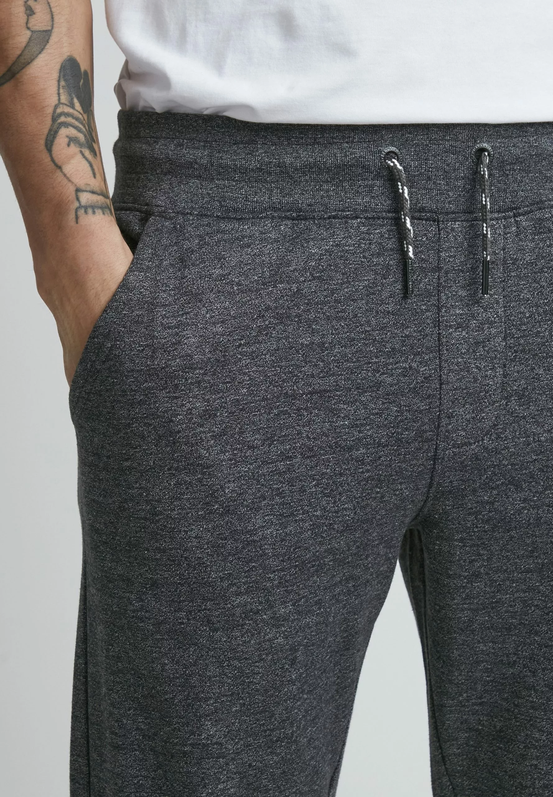 Trainingsbroek 11 Project Trainingsbroek -Hemden Winkel 2280d0b6f6a5450bb019ecf148564267 scaled