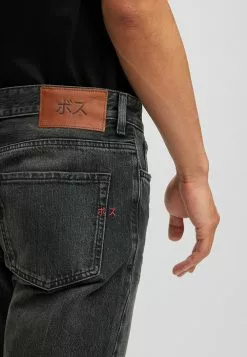 Boss TAPERED FIT - Relaxed Fit Jeans -Hemden Winkel 2e3d24b836a648de9a96958812633639