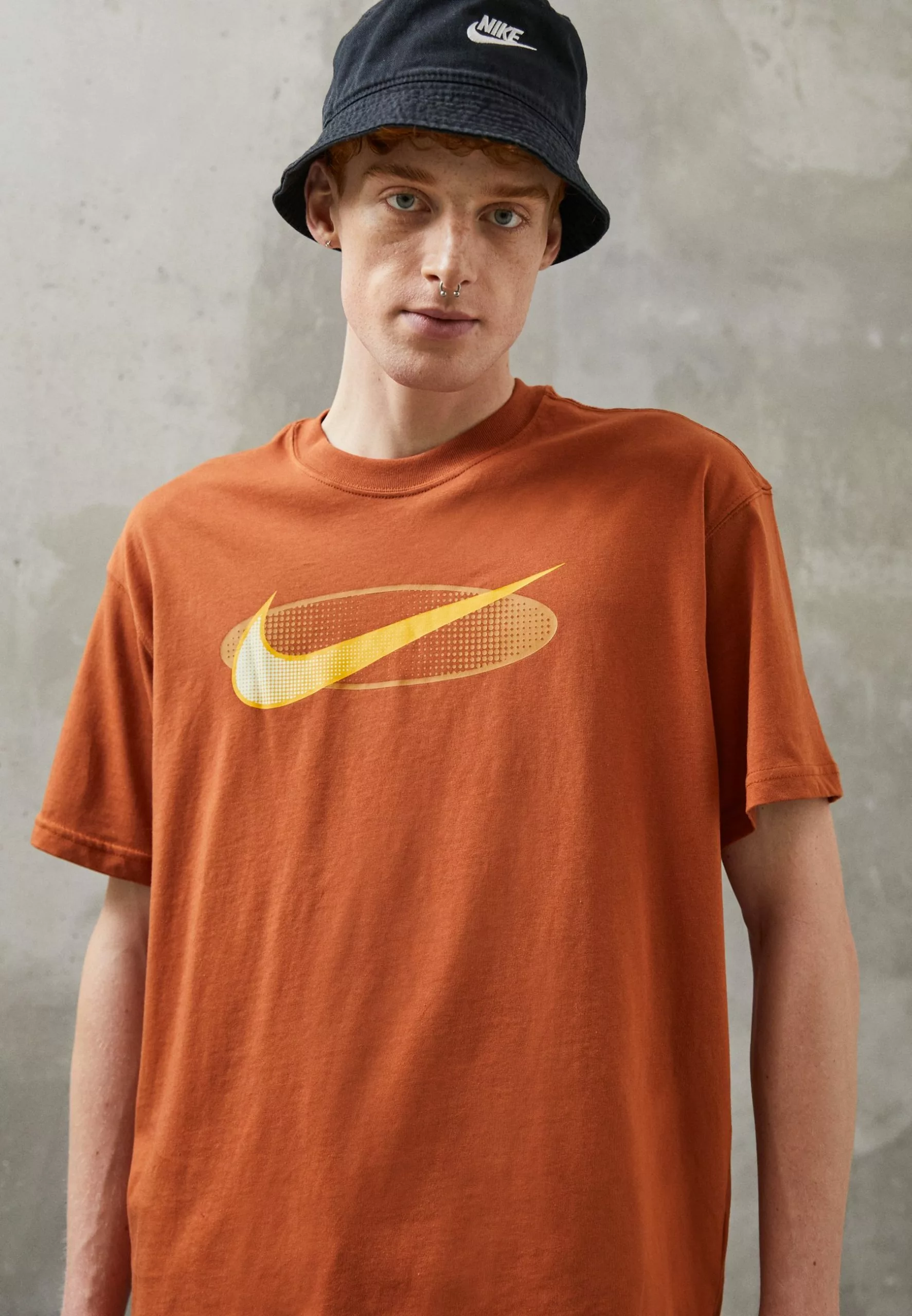TEE - T-shirt print Nike Sportswear TEE - T-shirt Print -Hemden Winkel 630bdb1c521c469e9dd7f8d7e2c6e650 scaled
