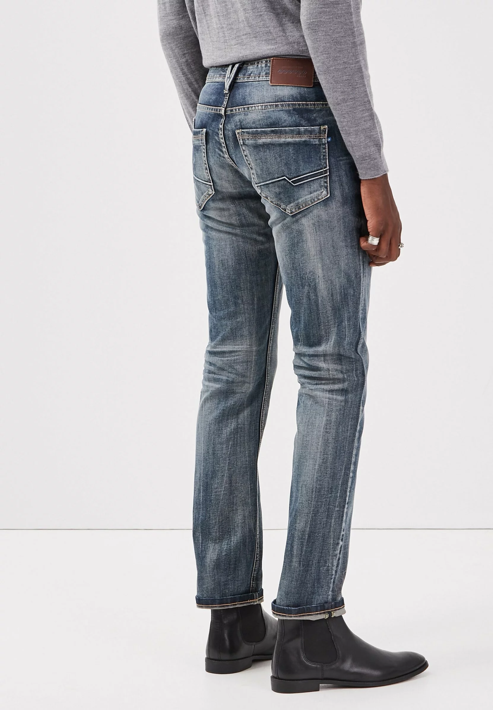 Straight leg jeans Bonobo Jeans Straight Leg Jeans -Hemden Winkel a9f4b1ff9f194f7f88c040f6bf068021